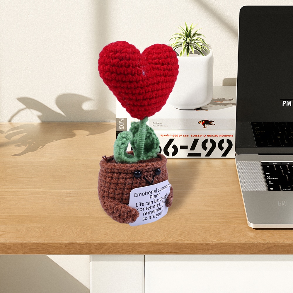 Stickat Hjärta i kruka - Emotional support plant