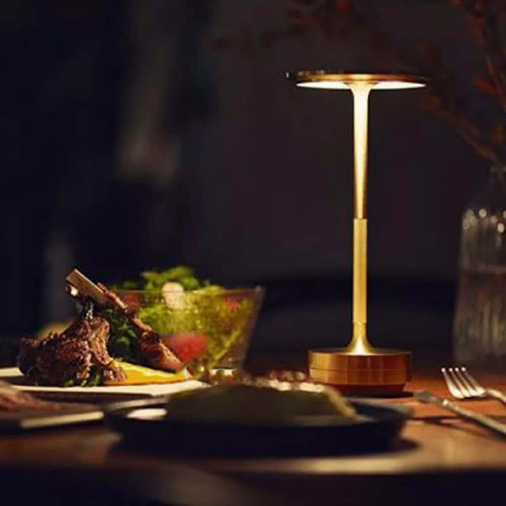 Bordslampa/nattlampa med touchkontroll och USB-laddning - Guld