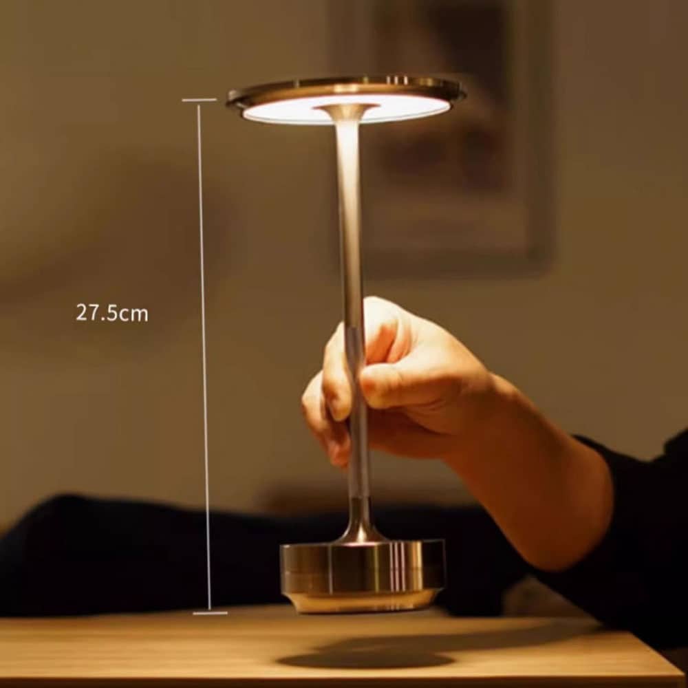 Bordslampa/nattlampa med touchkontroll och USB-laddning - Guld