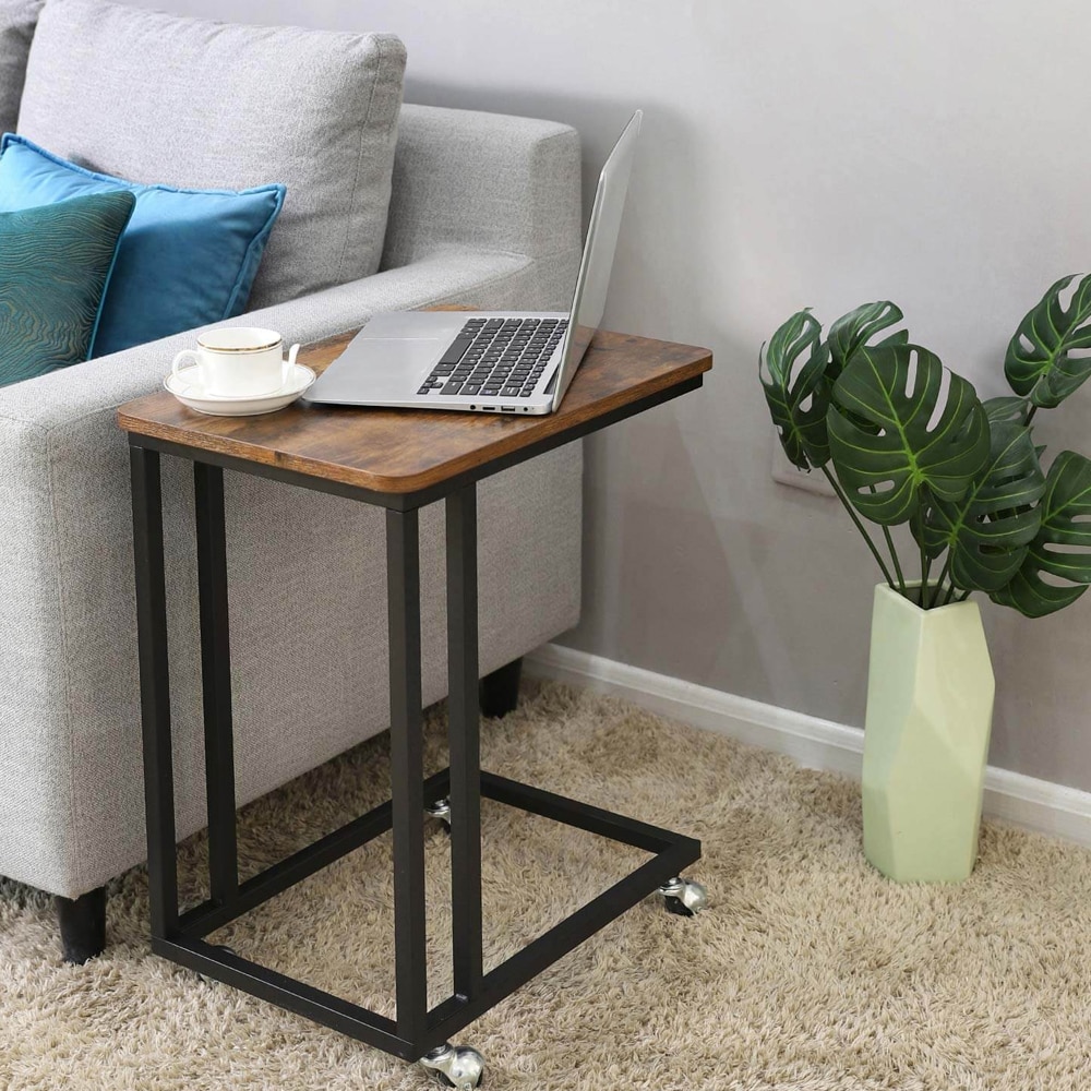 Sidobord med hjul och industriell design i brun/svart