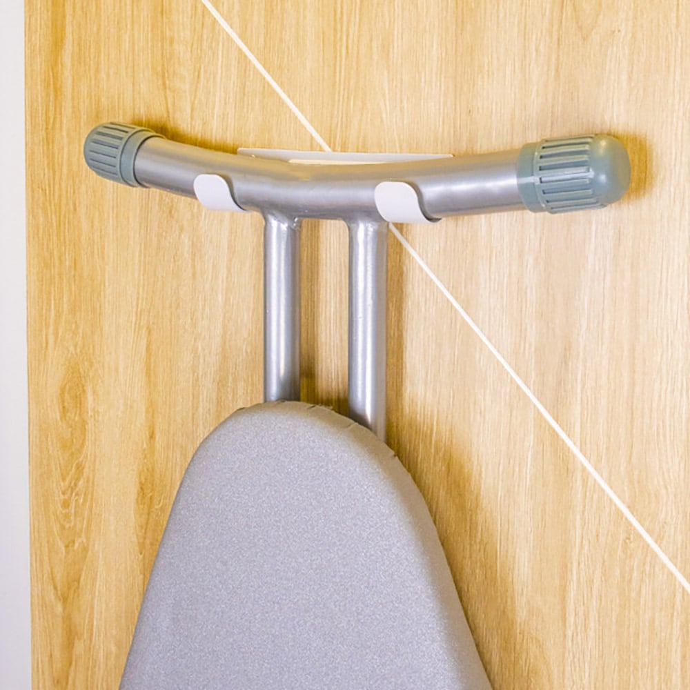 Väggfäste i järn med maximal belastning på 5 kg