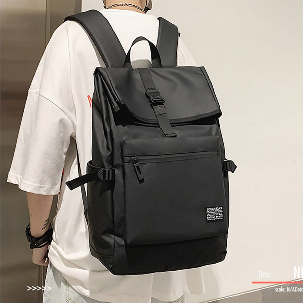 Vattentät ryggsäck i slitstarkt material, 28 x 14 x 44 cm