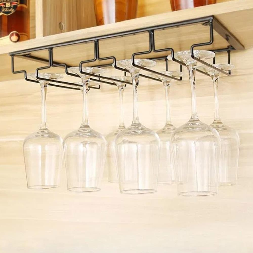 Vinglashängare med 4 rader i pulverlackerat järn, plats för flera glas