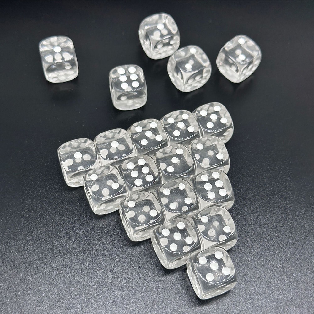 Transparenta tärningar 100-pack