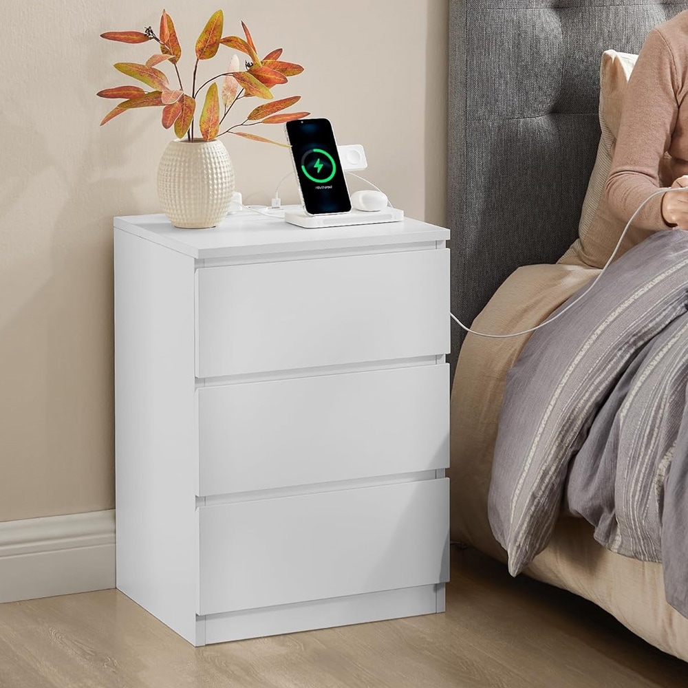 Sängbord med 3 lådor och el- samt USB-uttag – Vit