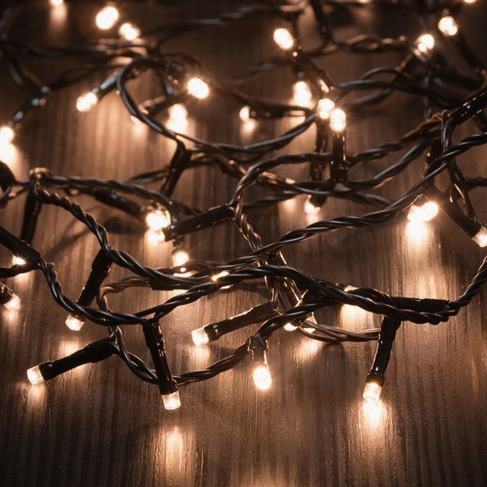 Ljusslinga 600 LED varmvit 30 m – för inom- och utomhusbruk