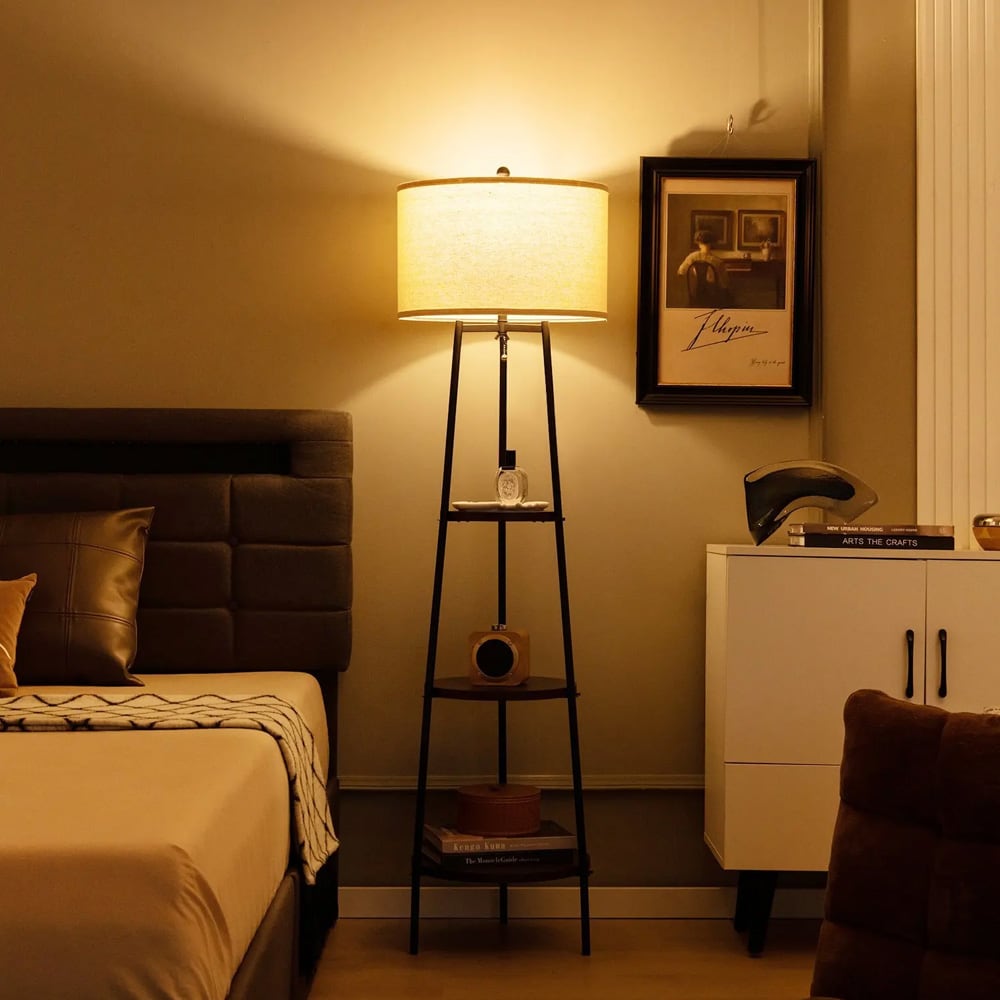 Golvlampa med 3 hyllor – Svart