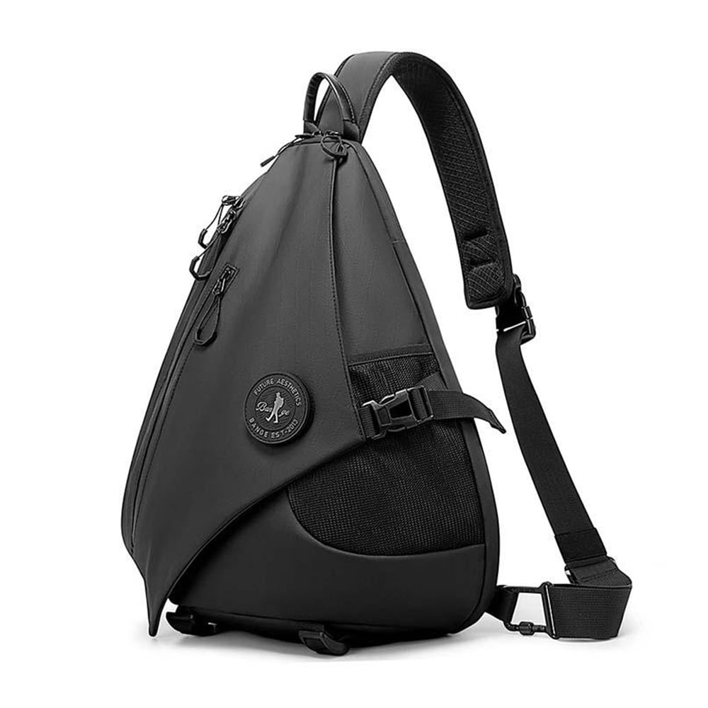 Vattentålig crossbody-väska med tredelat utrymme 37x45x17cm