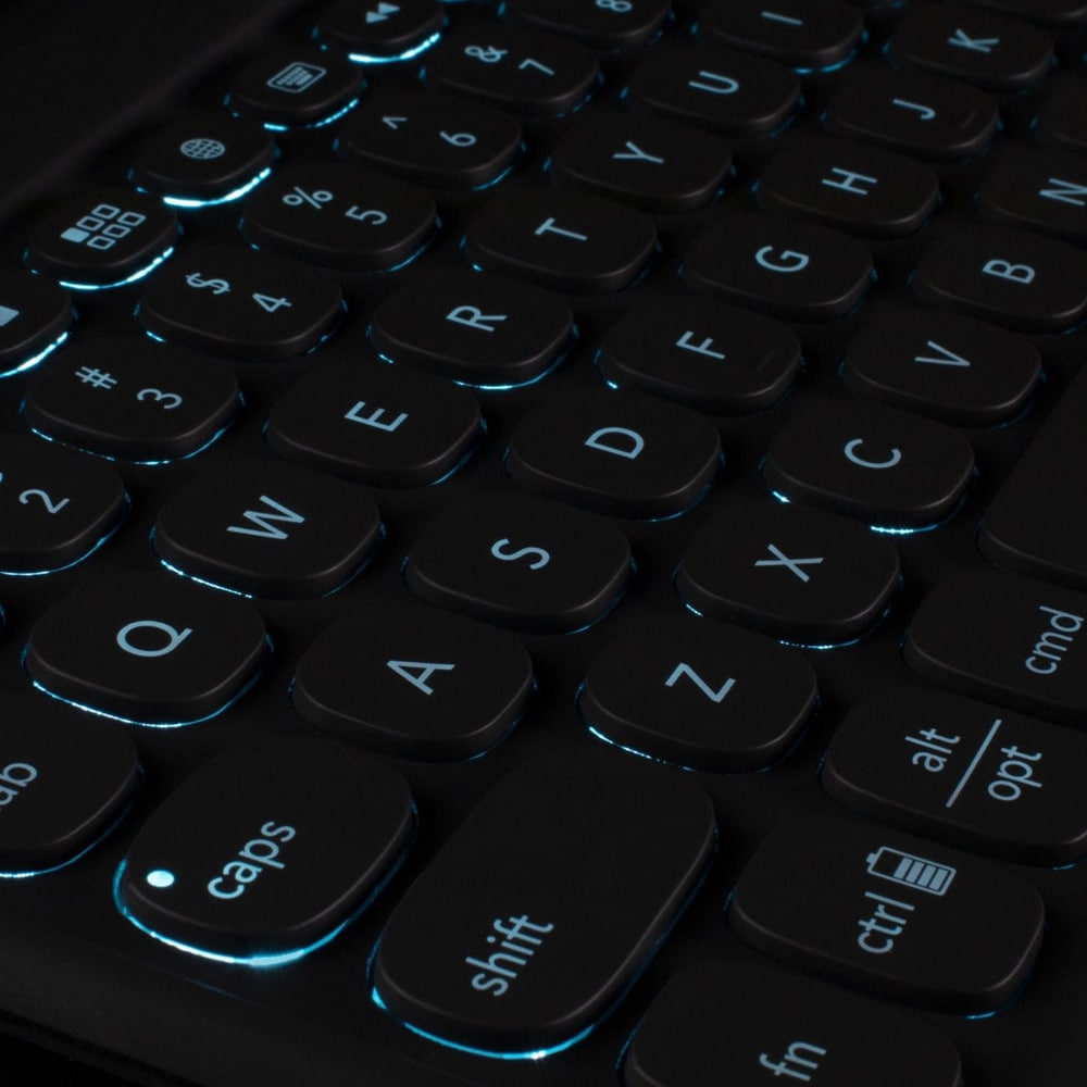 ZAGG Pro Keys Trådlöst tangentbord med styrplatta och avtagbart fodral till iPad 10.2" Gen 7 / 8 / 9