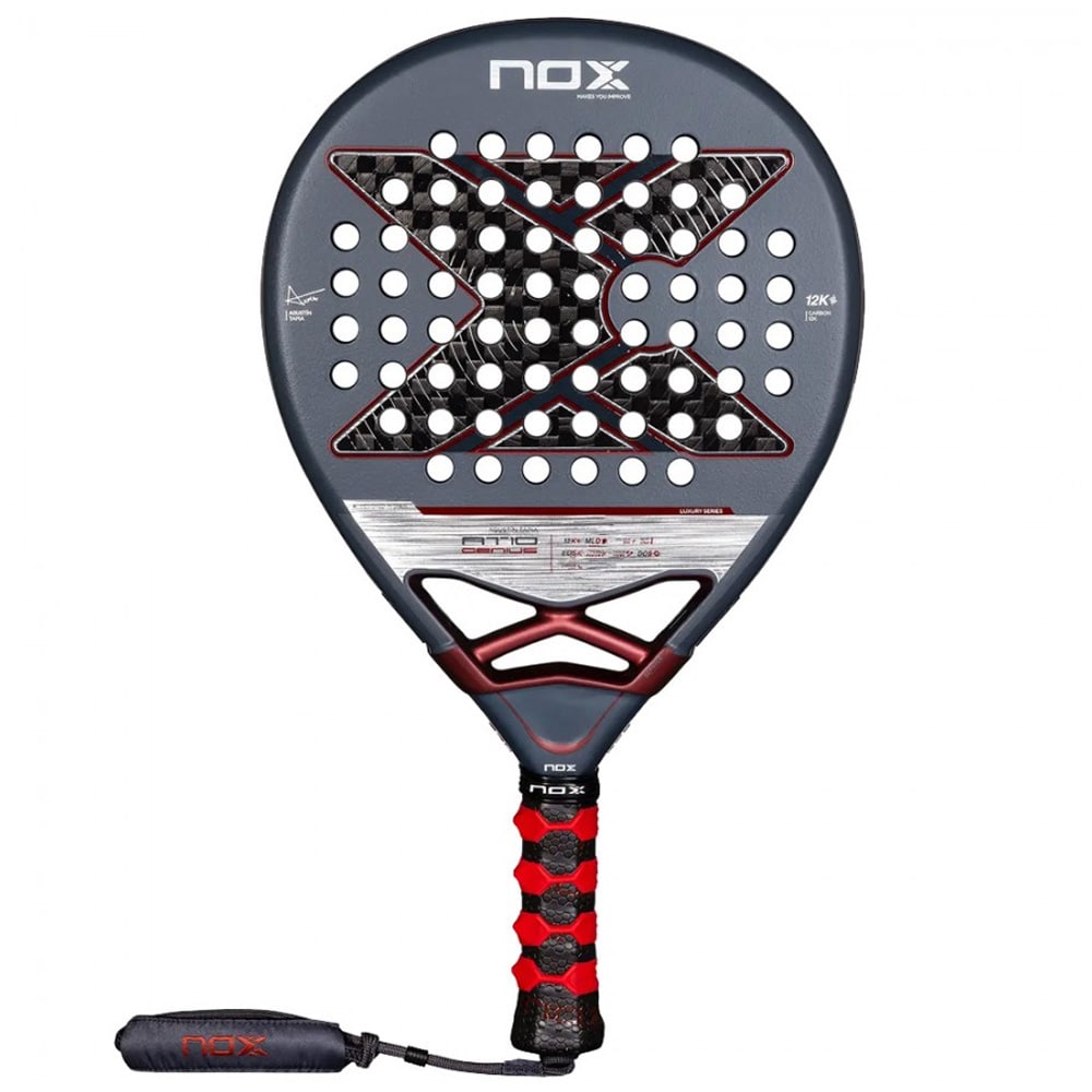 Nox AT10 Genius 12K by Agustín Tapia 2025 / droppformat padelracket / padelrack för allroundspel