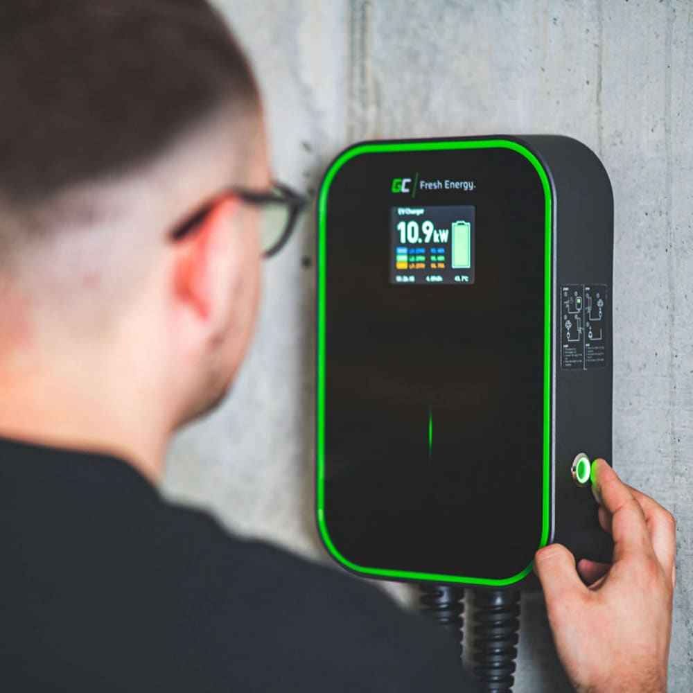 Green Cell EV PowerBox EV14 sähköauton latausasema 22 kW 32 A, Type 2 6 m, IP66