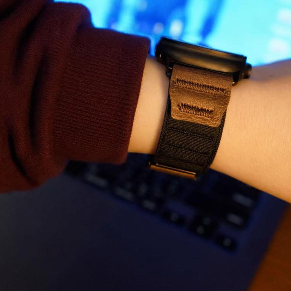Klockarmband i nylon till Apple Watch 38/40/41/42mm - Svart / Alpine loop / Nylonarmband