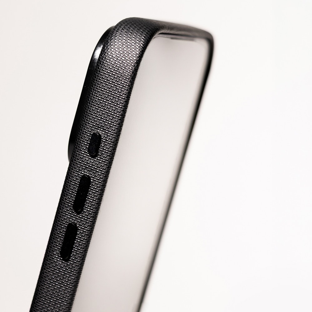 Etteri Elegant Mag skal till iPhone 17 Pro / 18 Pro - Svart / MagSafe-skal / 3D-skal