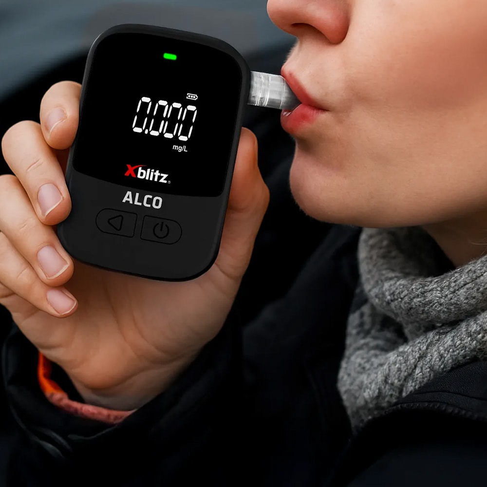 Xblitz ALCO Kompakt Alkoholmätare / Elektrokemisk alkomätare / Digital utandningsmätare