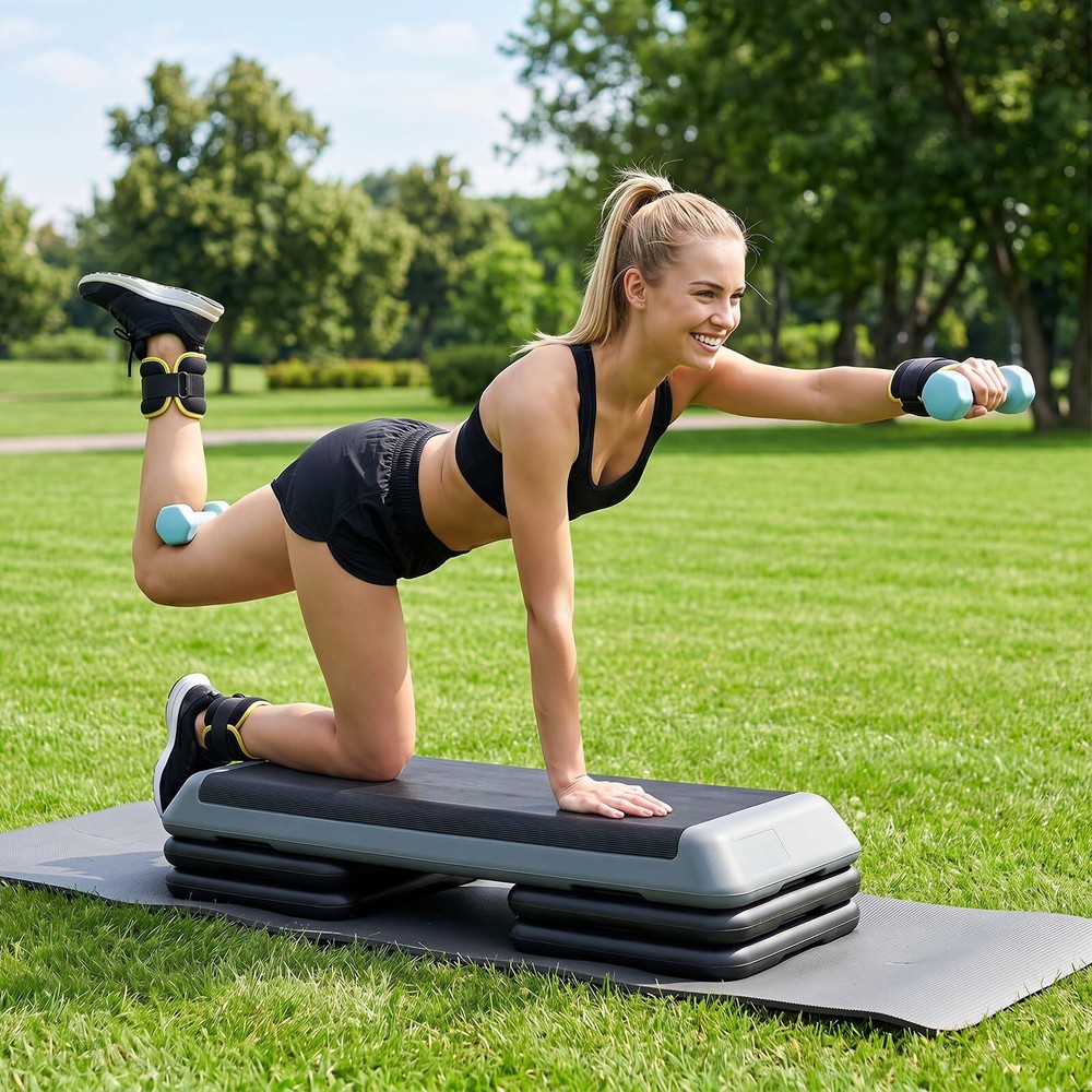 Stepbrett for aerobic, justerbart i høyden med 4 klosser – Grå / Aerobicbrett / Step-up-brett