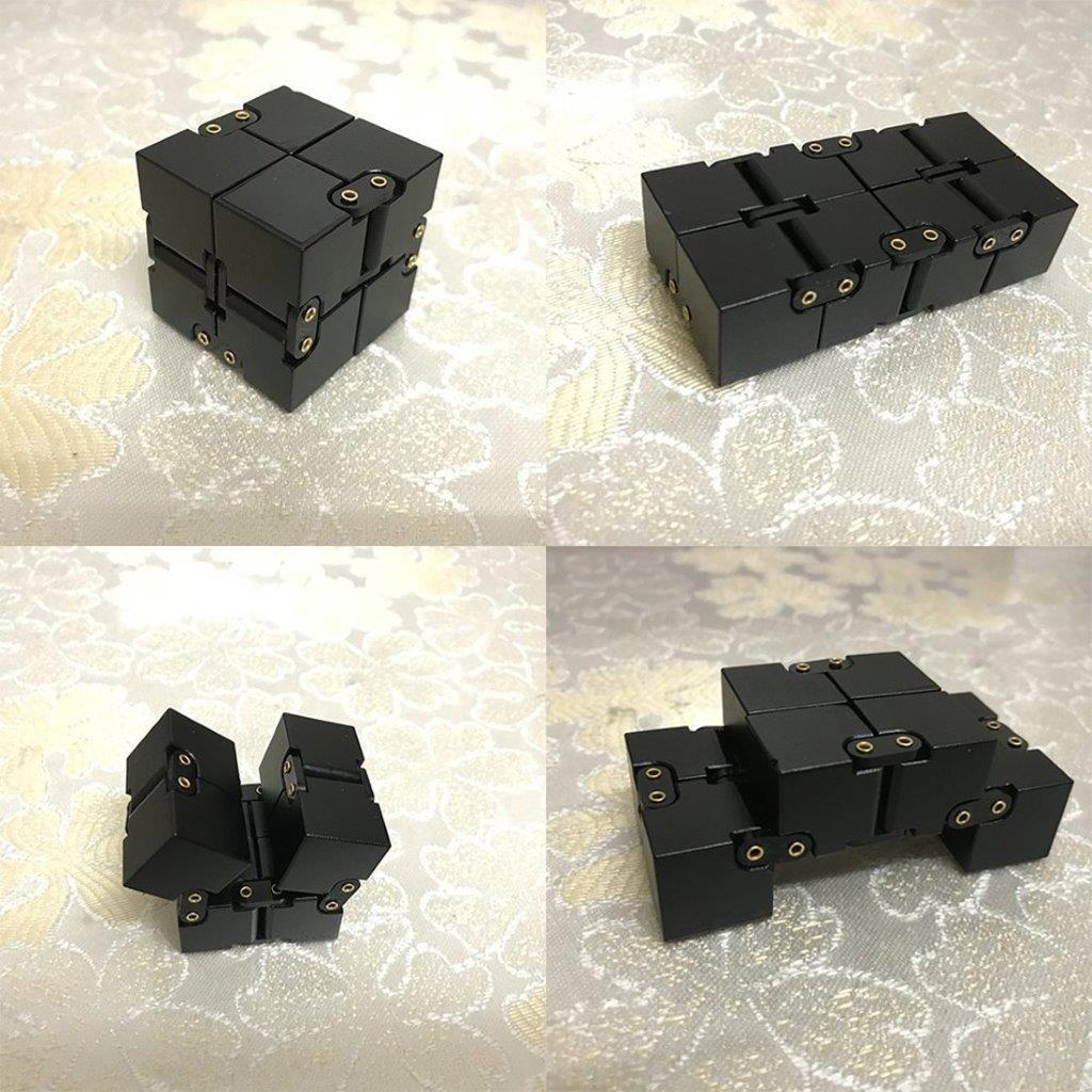 Magic Fidget Cube - vikpussel för avstressning