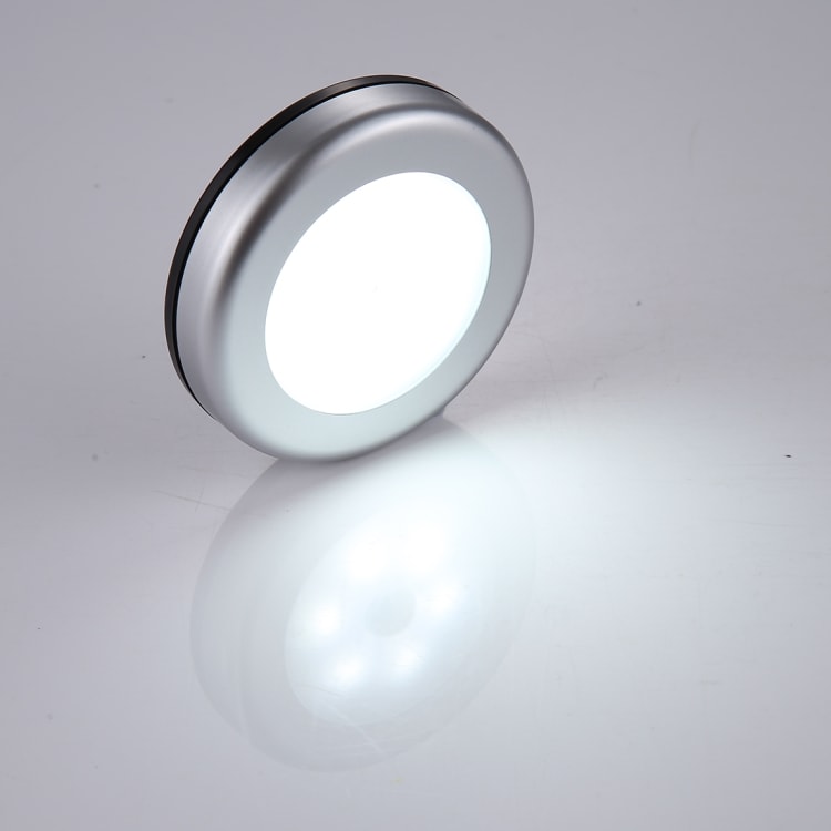 Batteridriven LED-belysning med rörelsesensor – för kök, garderob och mer
