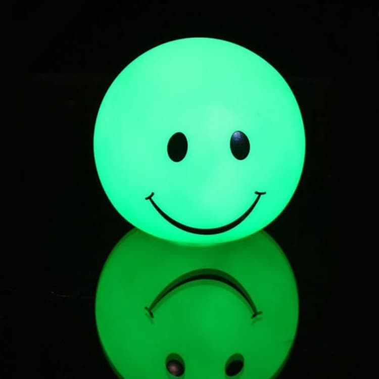 Färgglad nattlampa Smiley - 2 Pack