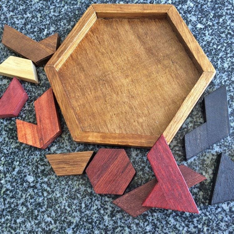 Träpussel / pussel i trä / hexagonpussel med hexagonmönster