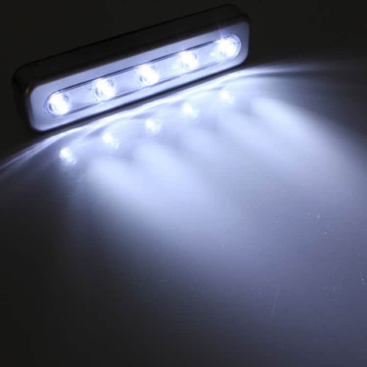 Svart 5 LEDs spotlight med touch