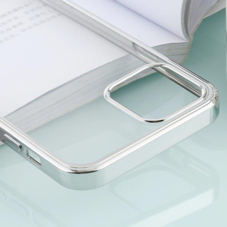 Ultratunt genomskinligt mobilskal med silverkanter till iPhone 12 / 12 Pro