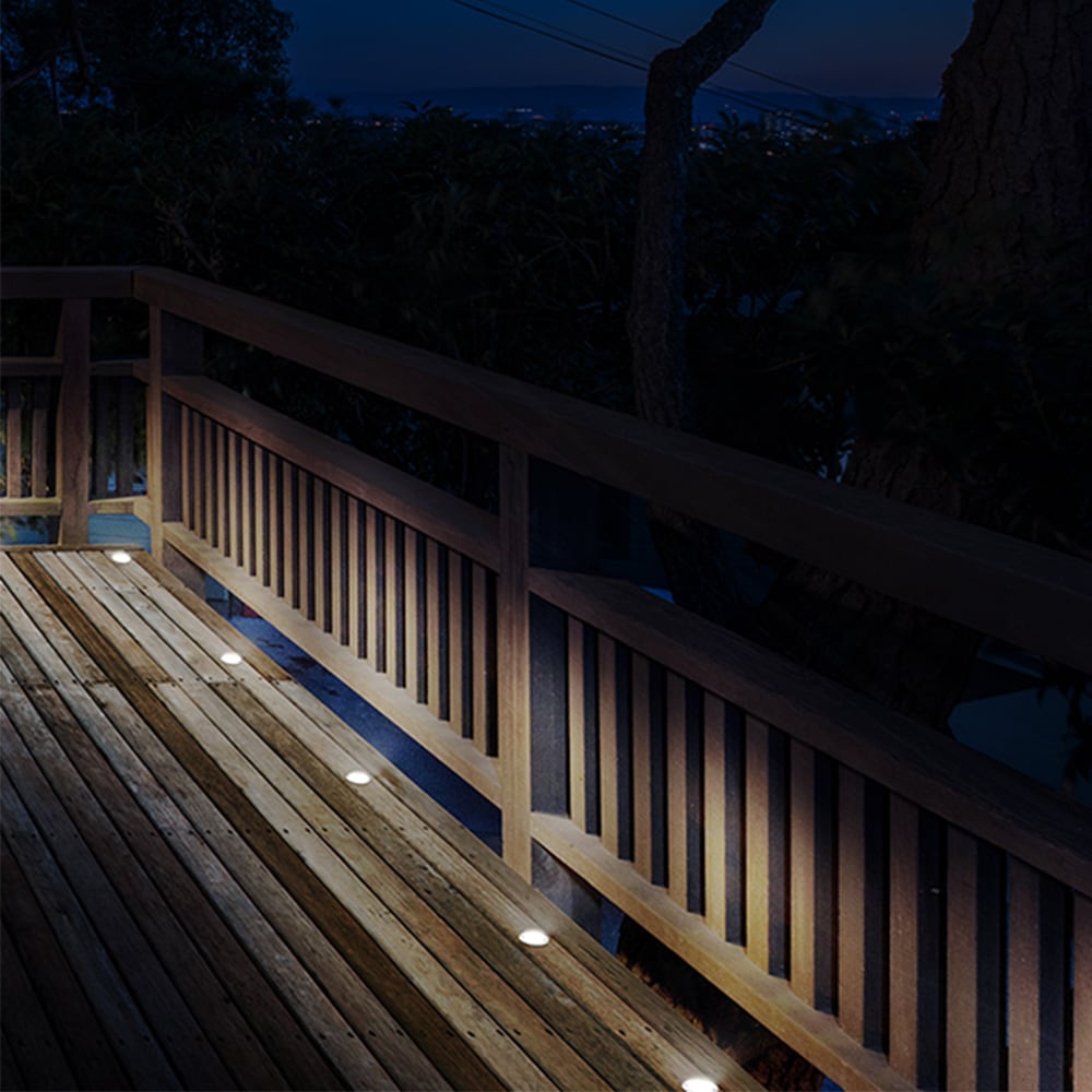 Deltaco Smart Home RGB Uteplatsljus kit 5 Lampor