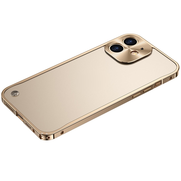 Mobilskal med metallkanter iPhone 12 Guld