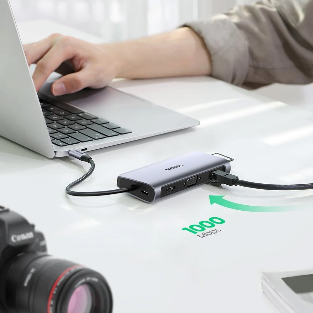 USB Typ-C Hubb med 100W, Kortläsare, VGA, Ethernet och HDMI-port