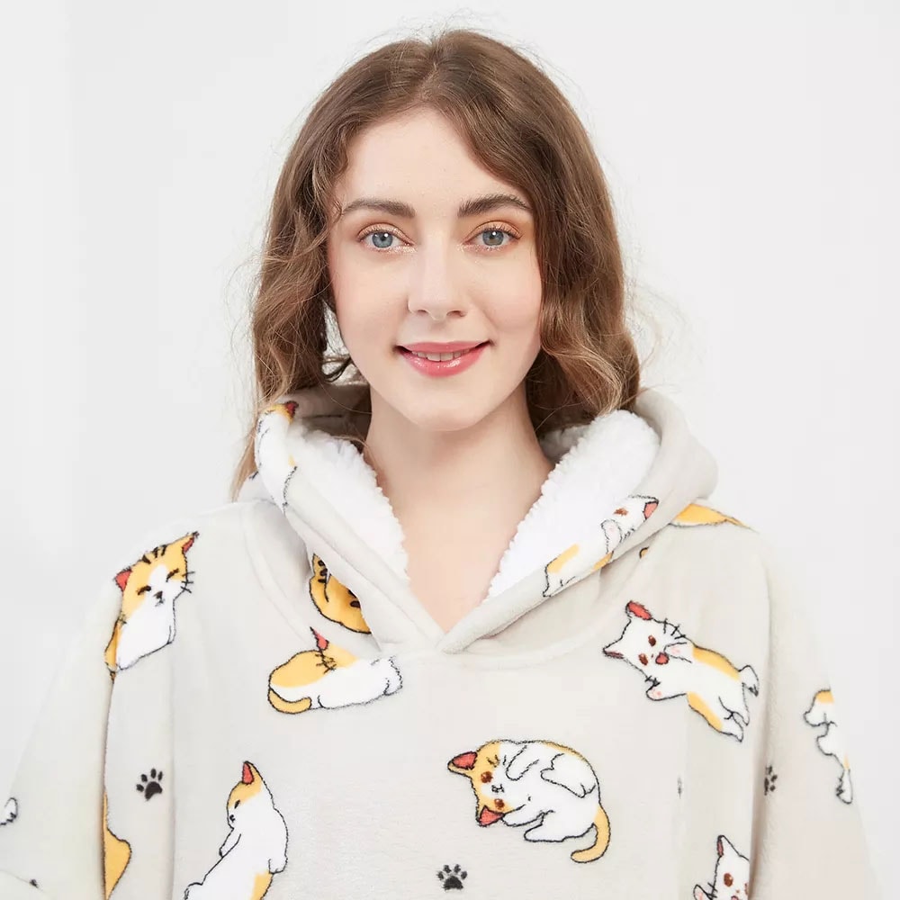 Oversized Hoodie - Katter (96cm)