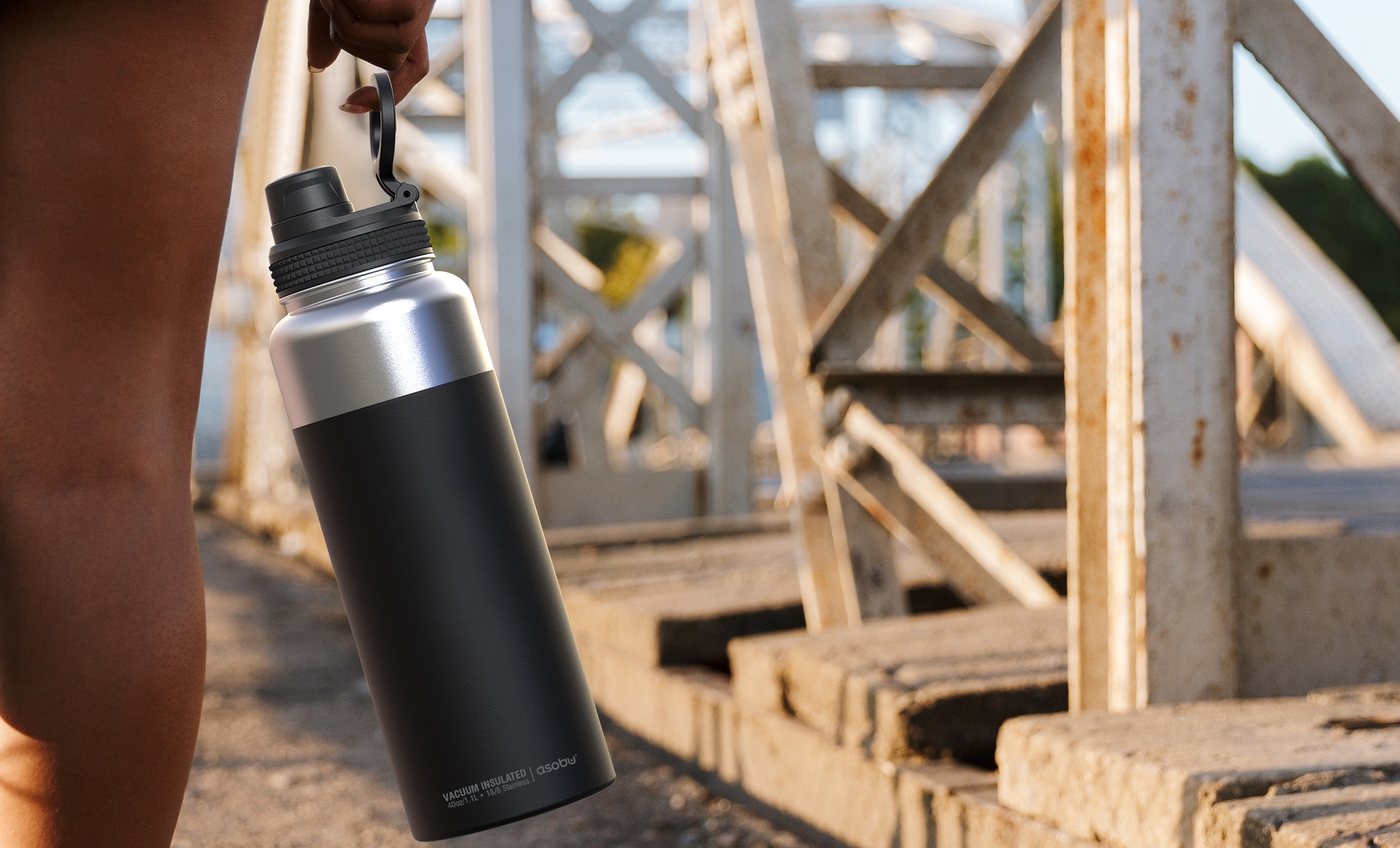 Asobu Mighty Alpine Flask – isolerad outdoorflaska i rostfritt stål