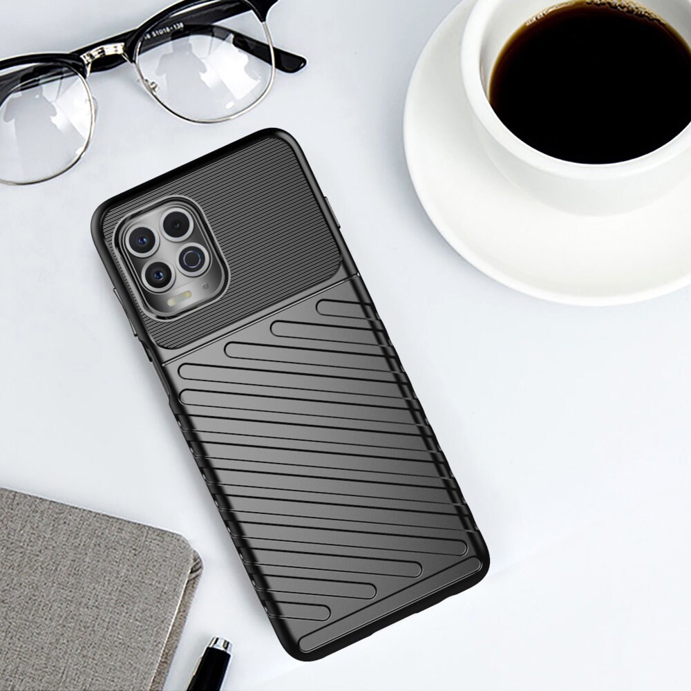 Thunder Case Flexible Tough Rugged Cover TPU Case til Motorola Moto G100 / Edge S sort