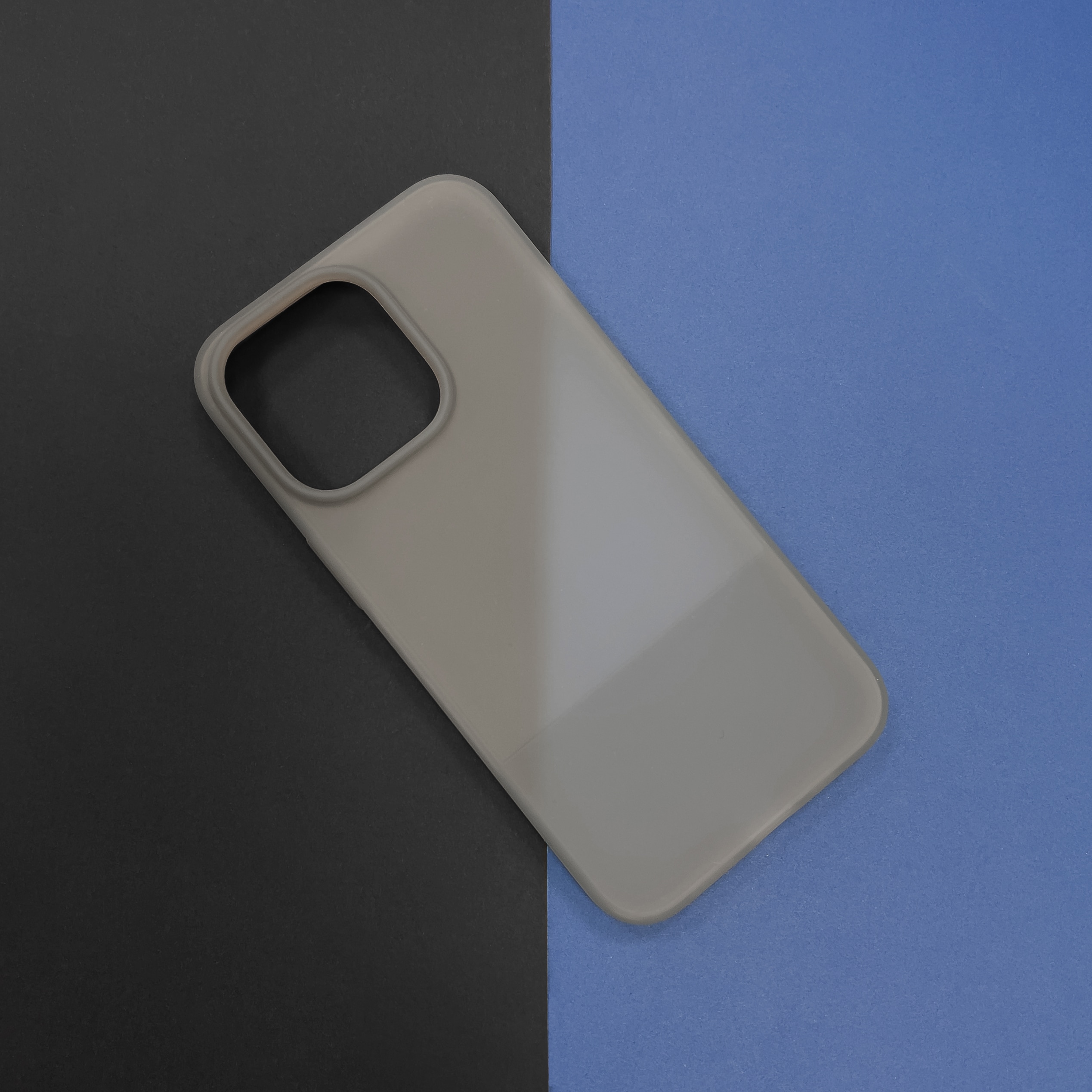 Kingxbar Plain Series fodralskydd för iPhone 13 Pro silikonfodral lila