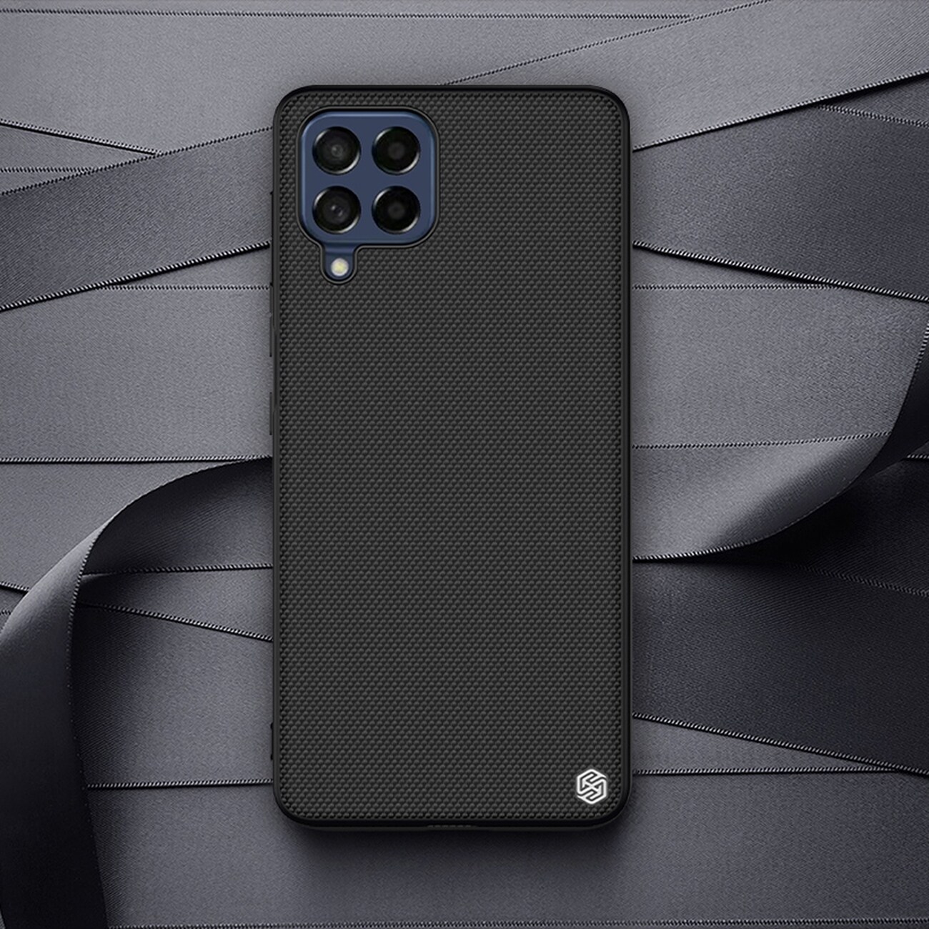 Nillkin Textured Case for Samsung Galaxy M53 5G - Holdbart etui med gelramme og nylonbagside, sort