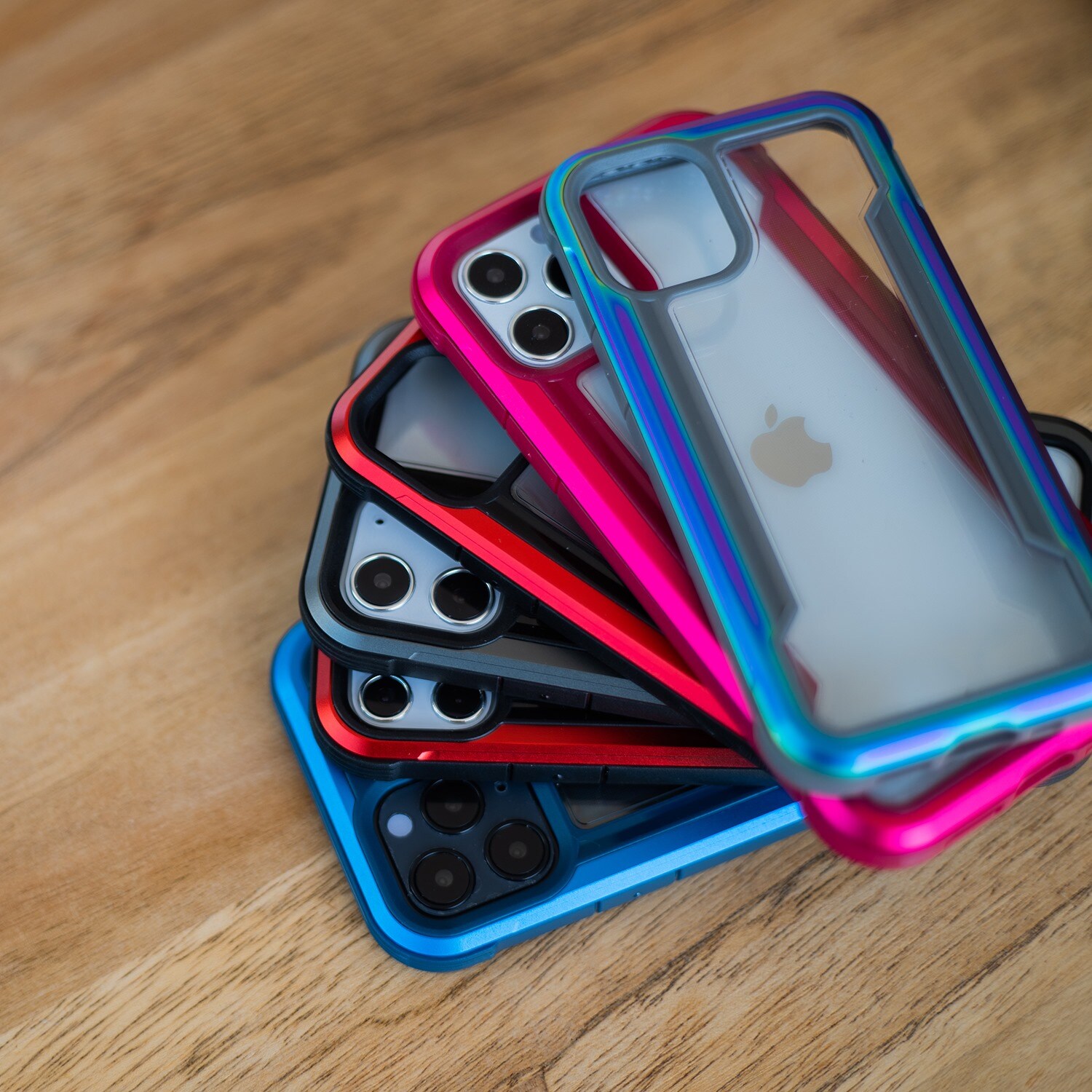 Raptic X-Doria Shield Fodral iPhone 14 Pro bepansrat opalhölje