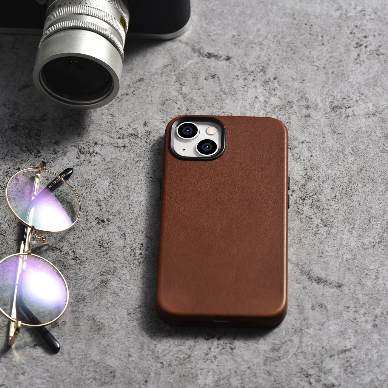 iCarer Magnetiskt läderfodral för iPhone 14 Plus med MagSafe, Brun (WMI14220703-RB)