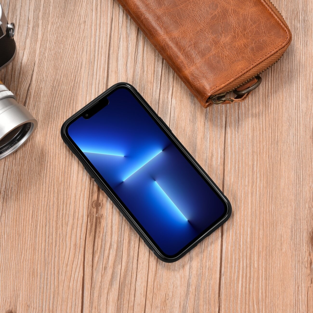 iCarer Läderolja Vaxfodral täckt med naturläder för iPhone 14 Plus brun (WMI14220719-TN)