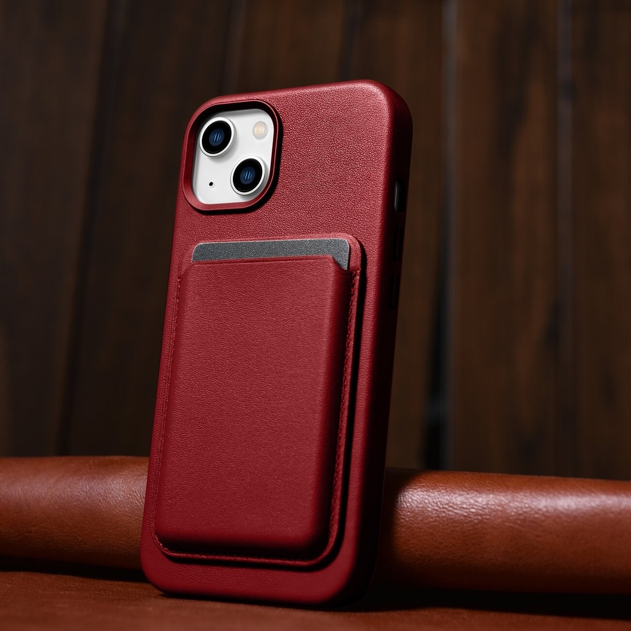 iCarer Case Läderfodral i naturläder för iPhone 14 Plus röd (kompatibel med MagSafe)