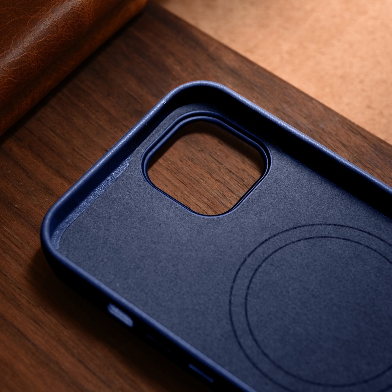 iCarer Case Läderfodral för iPhone 14 Plus äkta läderfodral blå (kompatibel med MagSafe)