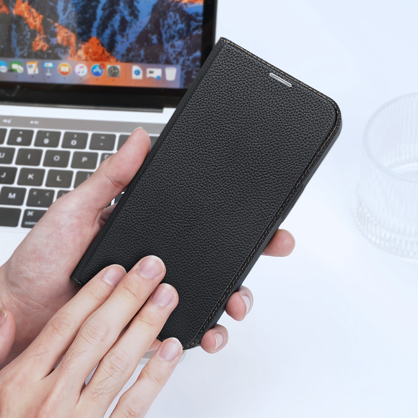 Dux Ducis Skin X2-etui til iPhone 14 Plus-etui med magnetisk klap sort
