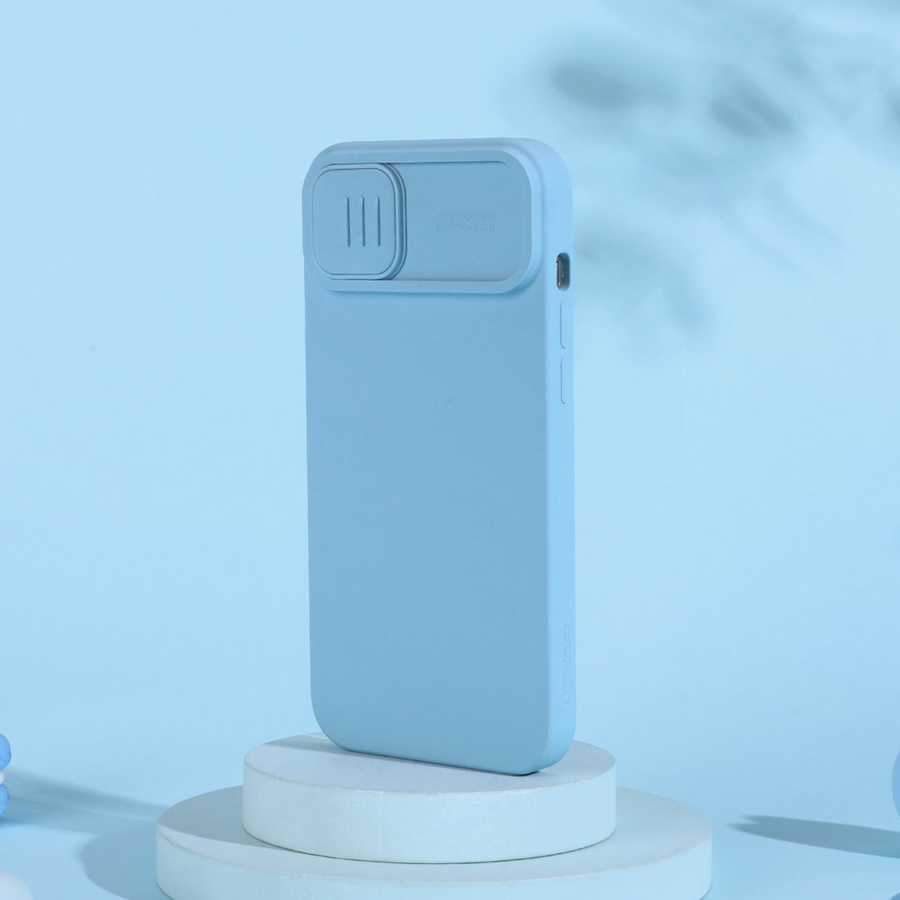 Nillkin CamShield Magnetiskt silikonfodral för iPhone 14 Plus med MagSafe och kameraskydd, Blå