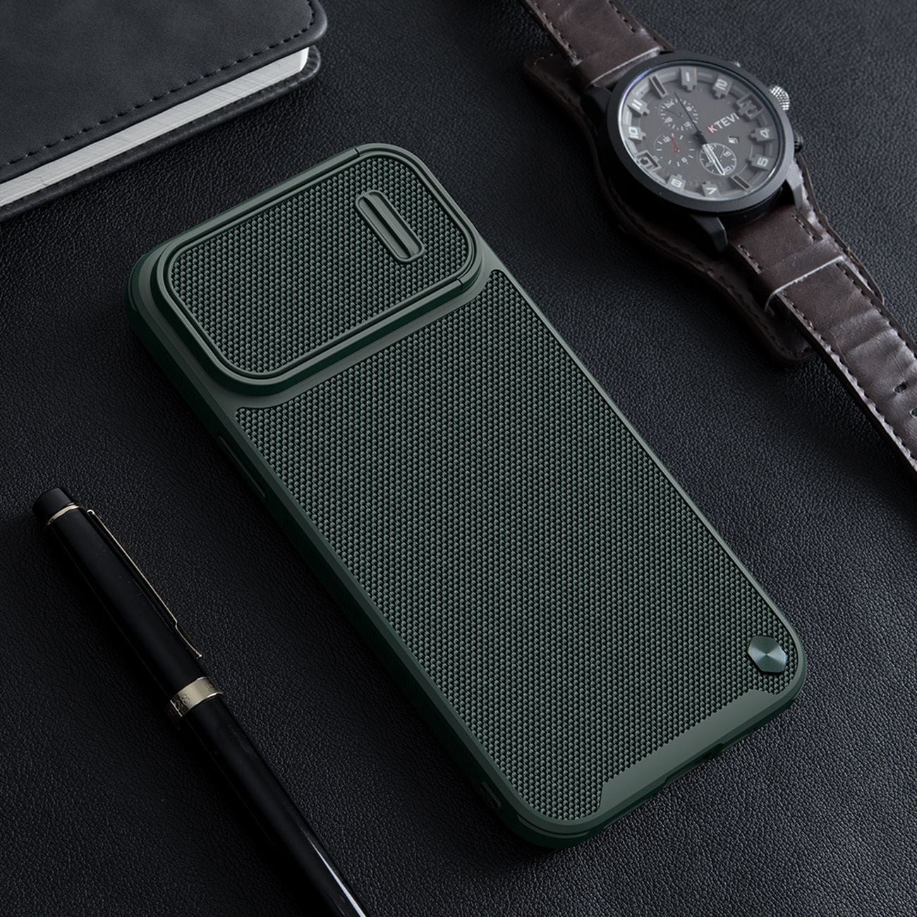 Nillkin Textured S Case iPhone 14 Plus pansarskydd med kameraskydd, svart