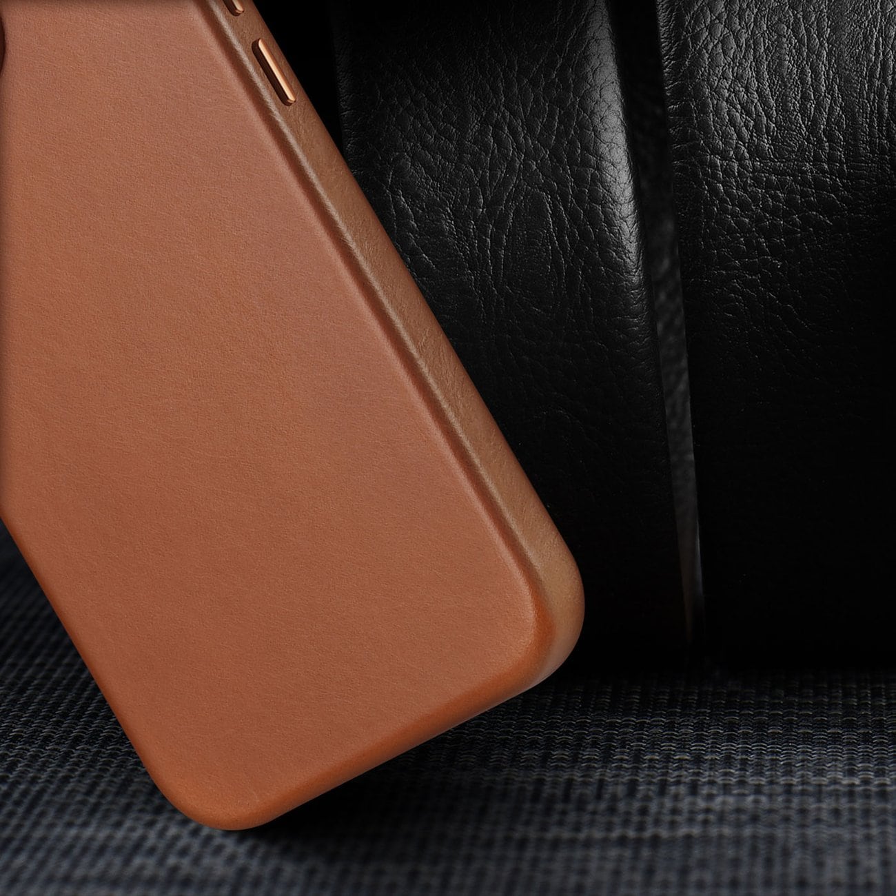 Dux Ducis Naples iPhone 14 Plus Magnetiskt läderfodral MagSafe Brun