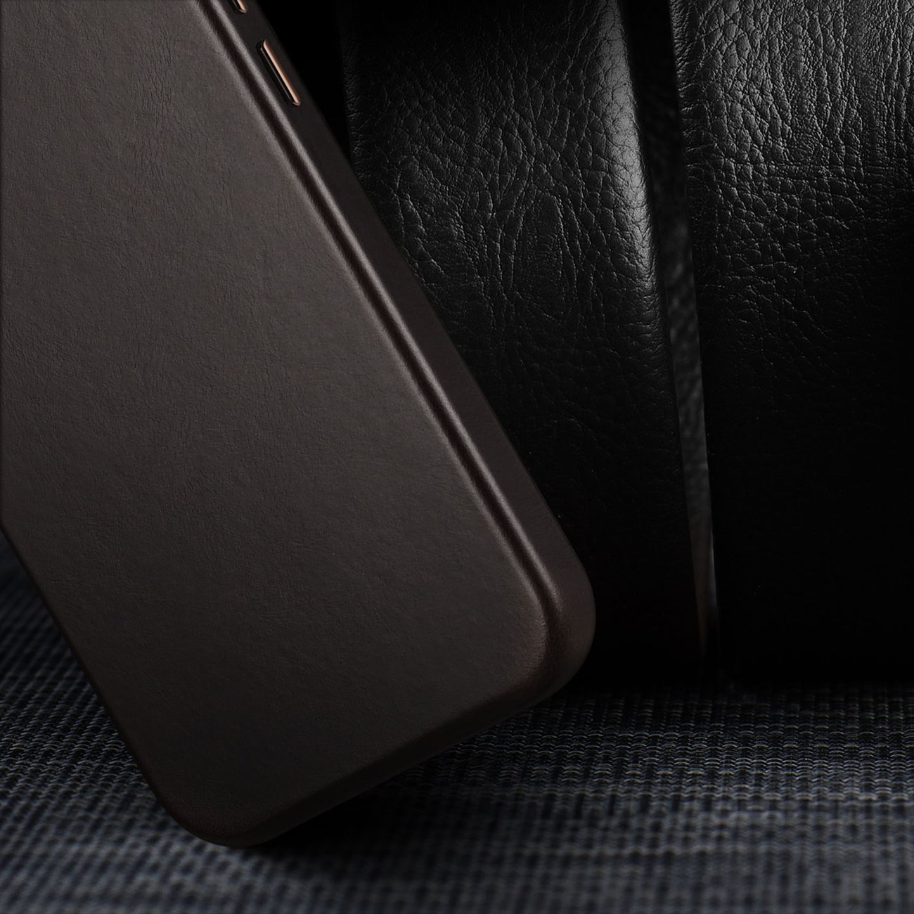 Dux Ducis Naples-fodral för iPhone 14 Plus Läderfodral (MagSafe-kompatibel) Mörkbrun