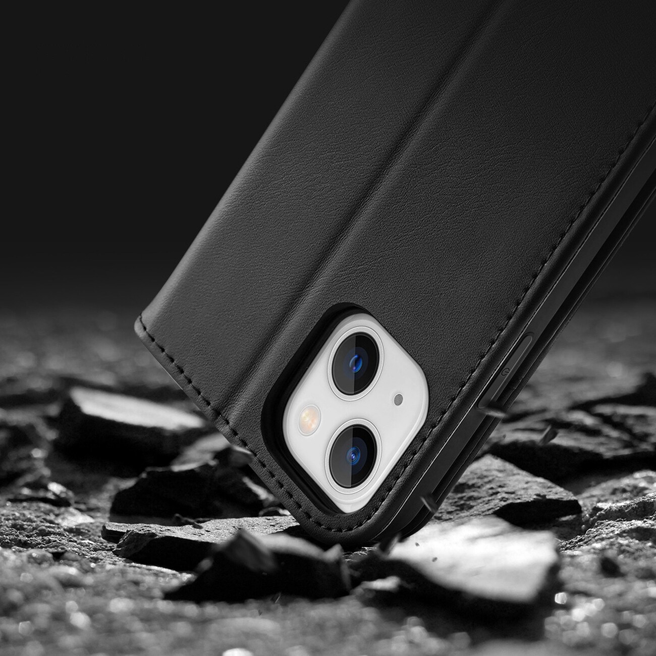 Dux Ducis Hivo Läder Flip Cover Äkta läder Plånbok för kort och dokument iPhone 14 Plus Svart