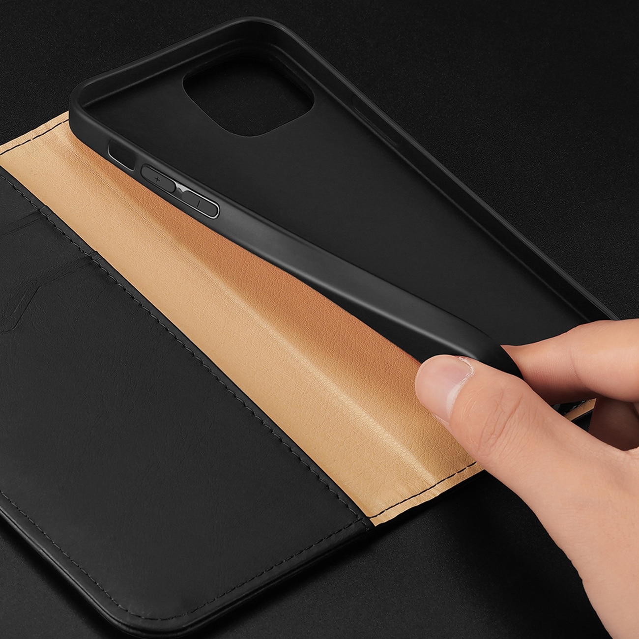 Dux Ducis Hivo Läder Flip Cover Äkta läder Plånbok för kort och dokument iPhone 14 Plus Svart