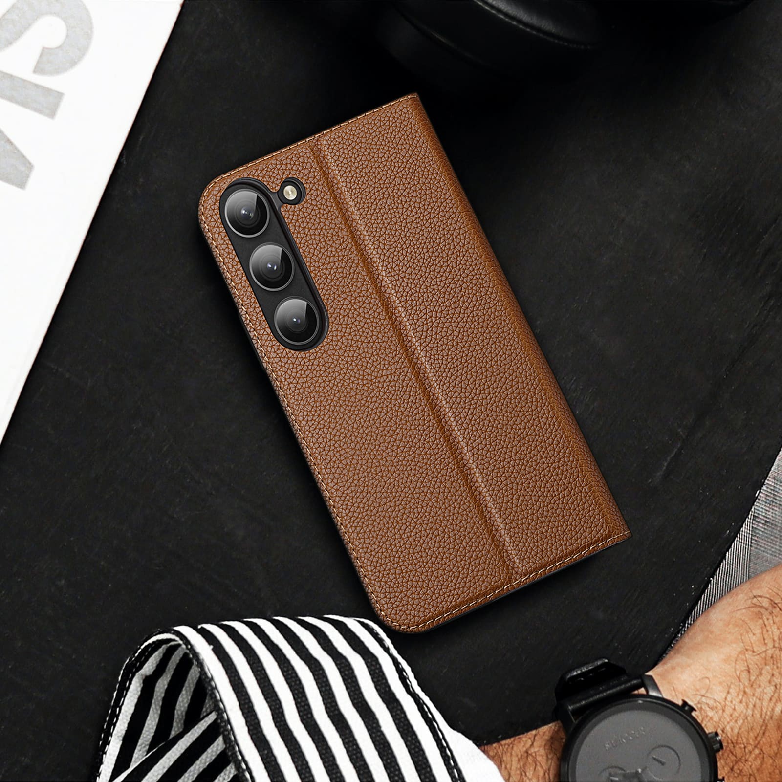 Dux Ducis Skin X2 etui Samsung Galaxy S23+ flip etui tegnebog stativ brun