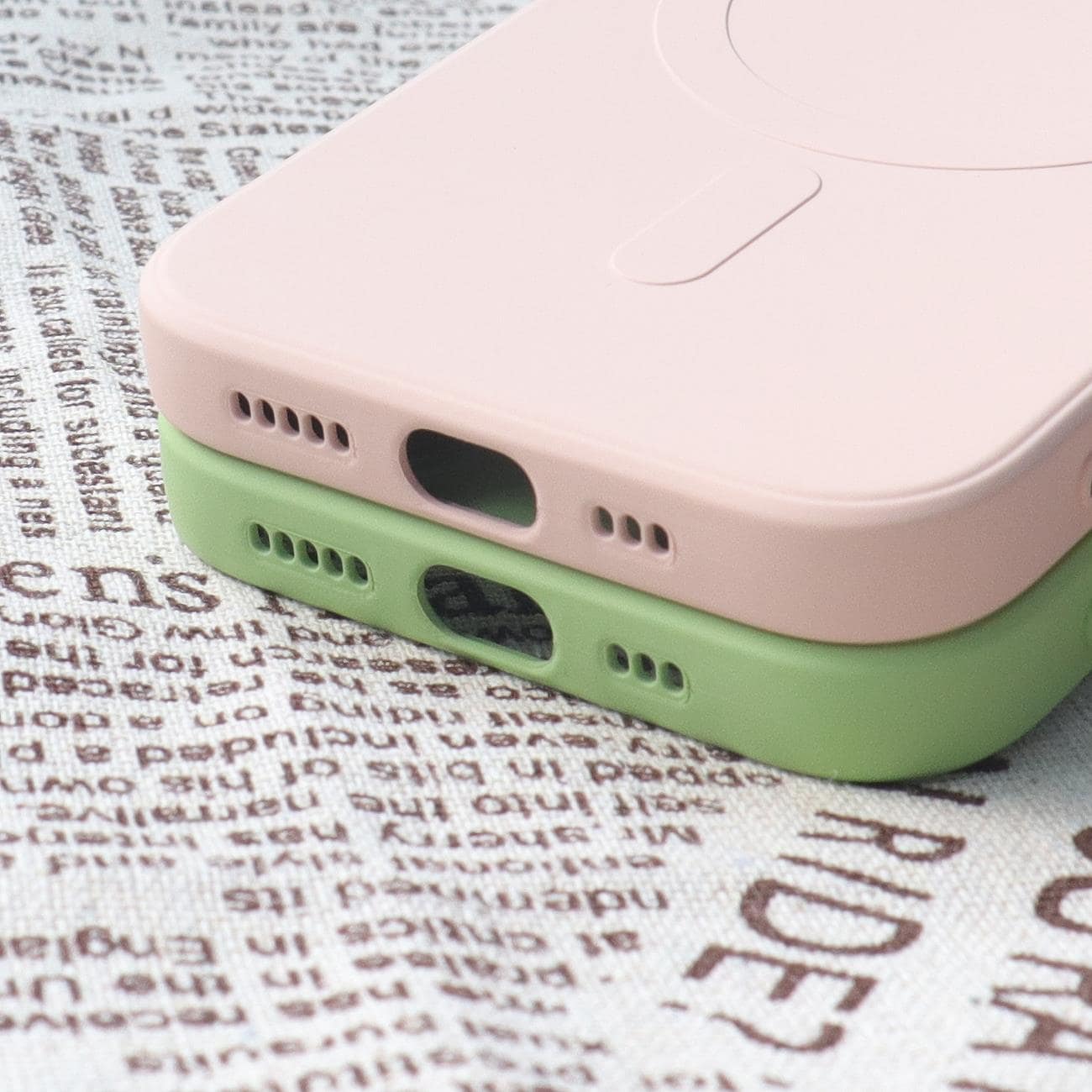 MagSafe-kompatibelt silikonfodral för iPhone 15 Plus Silikonfodral - marinblå