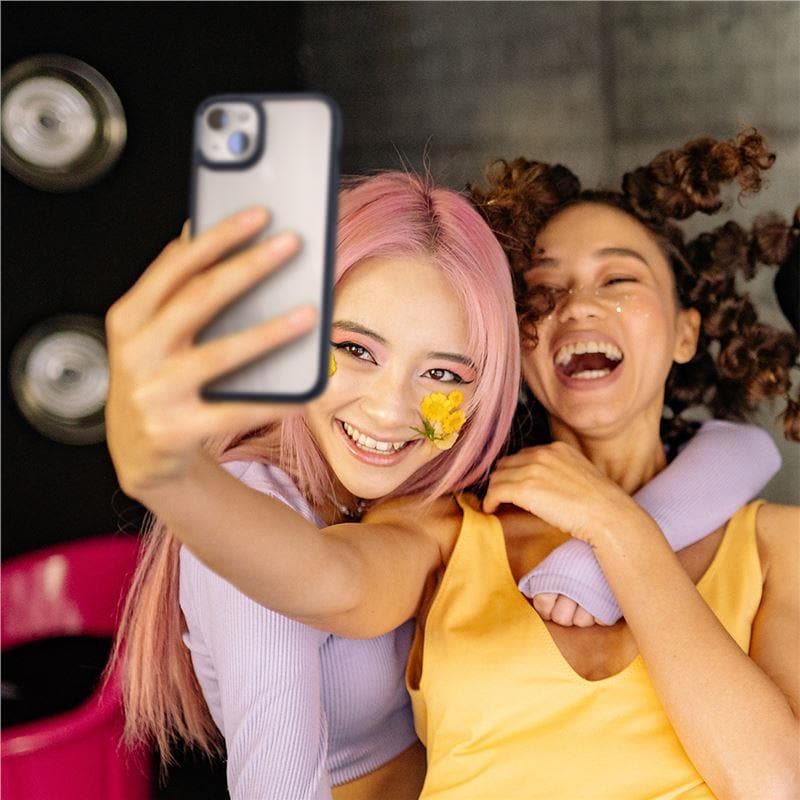 Spigen Ultra Hybrid-etui til iPhone 15 Plus - Klar mat