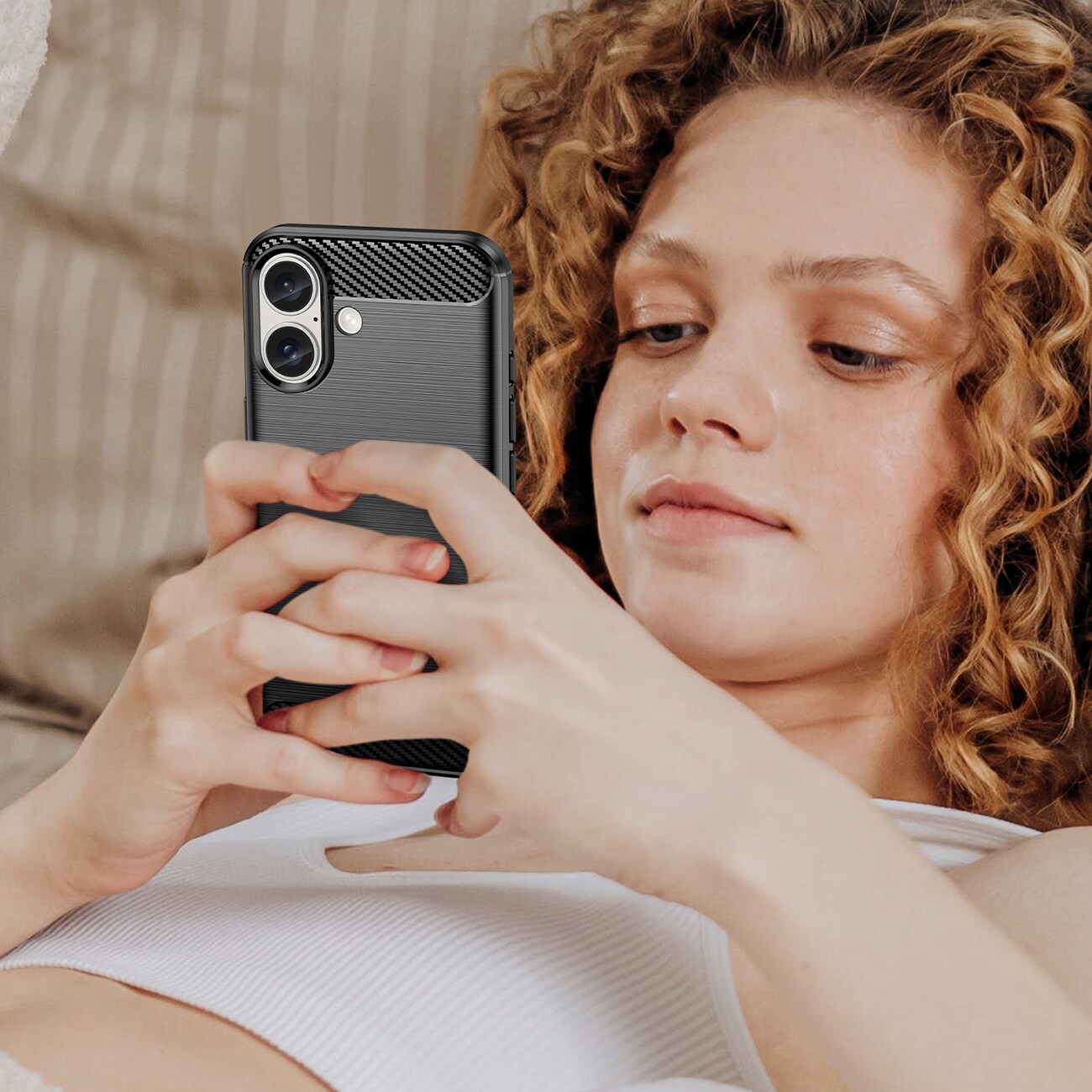 Carbon Case til iPhone 16 Plus Silikone-etui - Sort