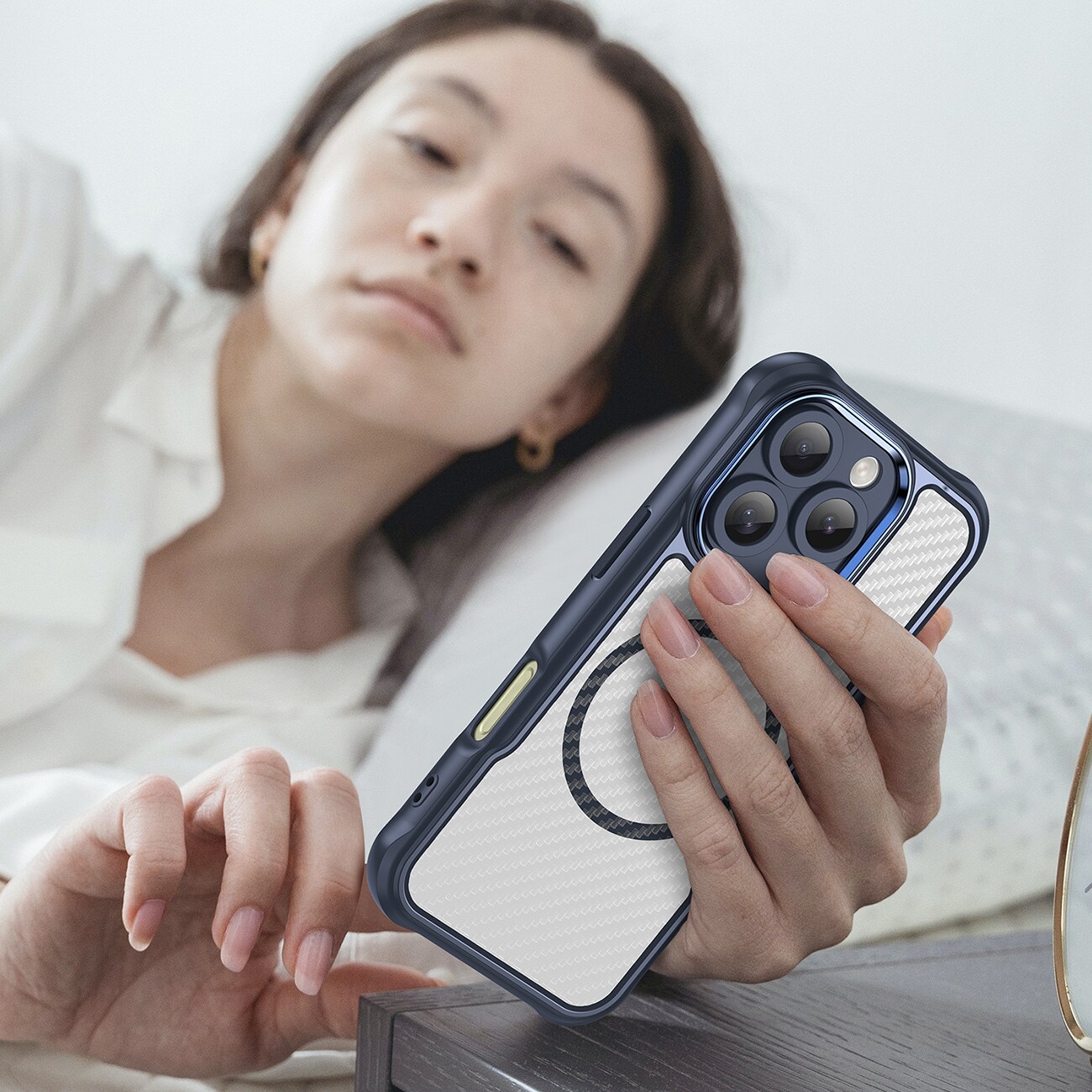 Leading Series MagSafe silikoneetui til iPhone 16 Pro - Blå
